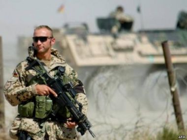 Запрет мобильной связи в армии: что делать, когда солдат остается без телефона?
